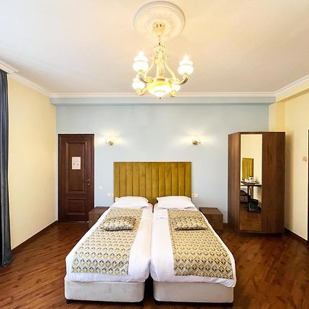 Phazisi Hotel Tbilisi Exterior photo