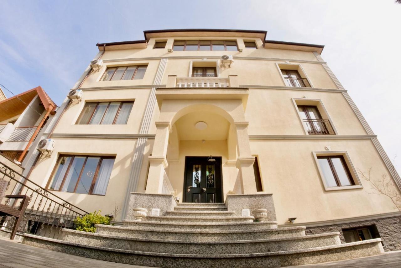 Phazisi Hotel Tbilisi Exterior photo